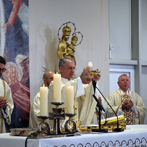 Nadbiskup Kutleša predvodio misno slavlje na Nedjelju Uskrsnuća Gospodnjega